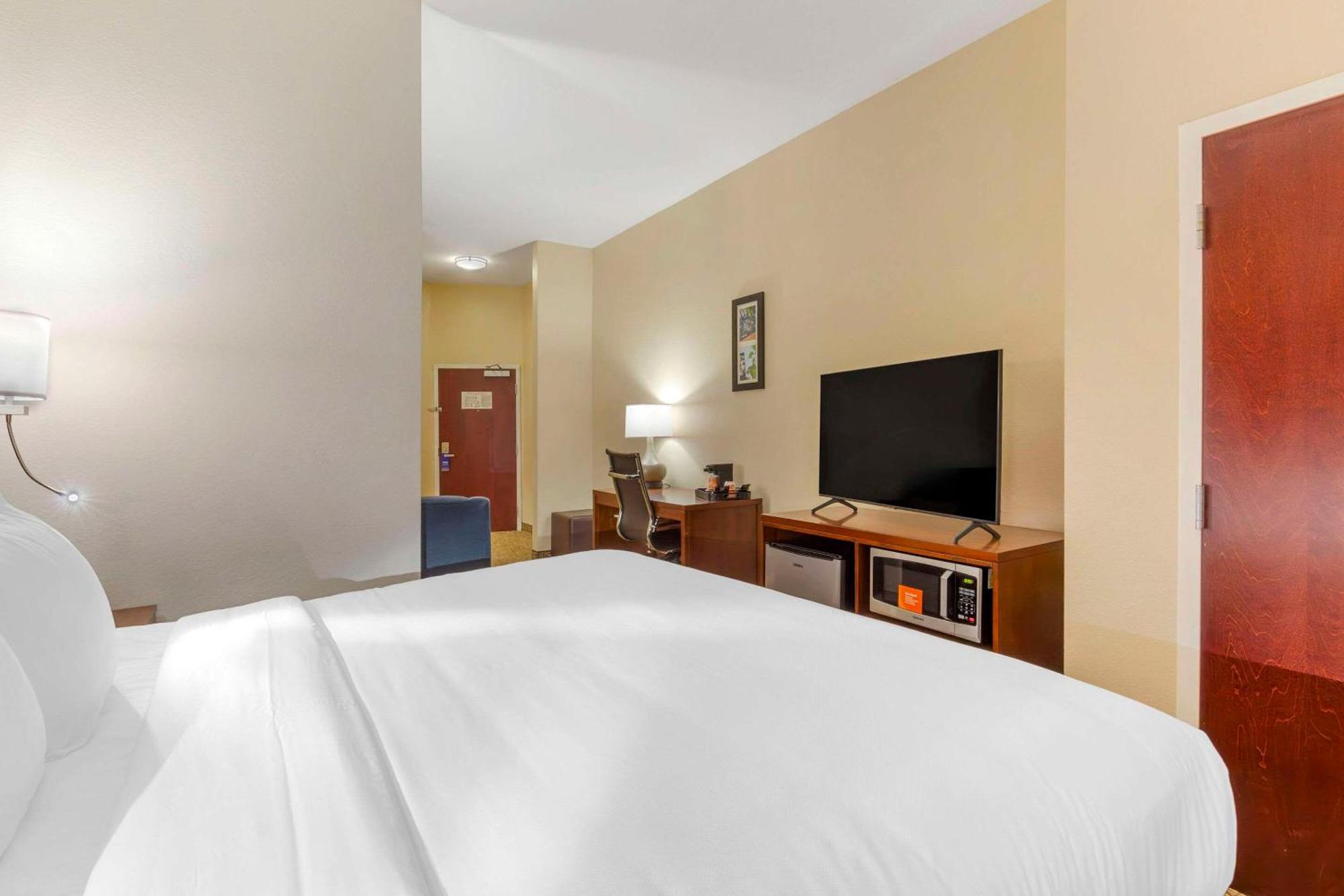 Comfort Suites Wilson - I - 95 Exteriér fotografie