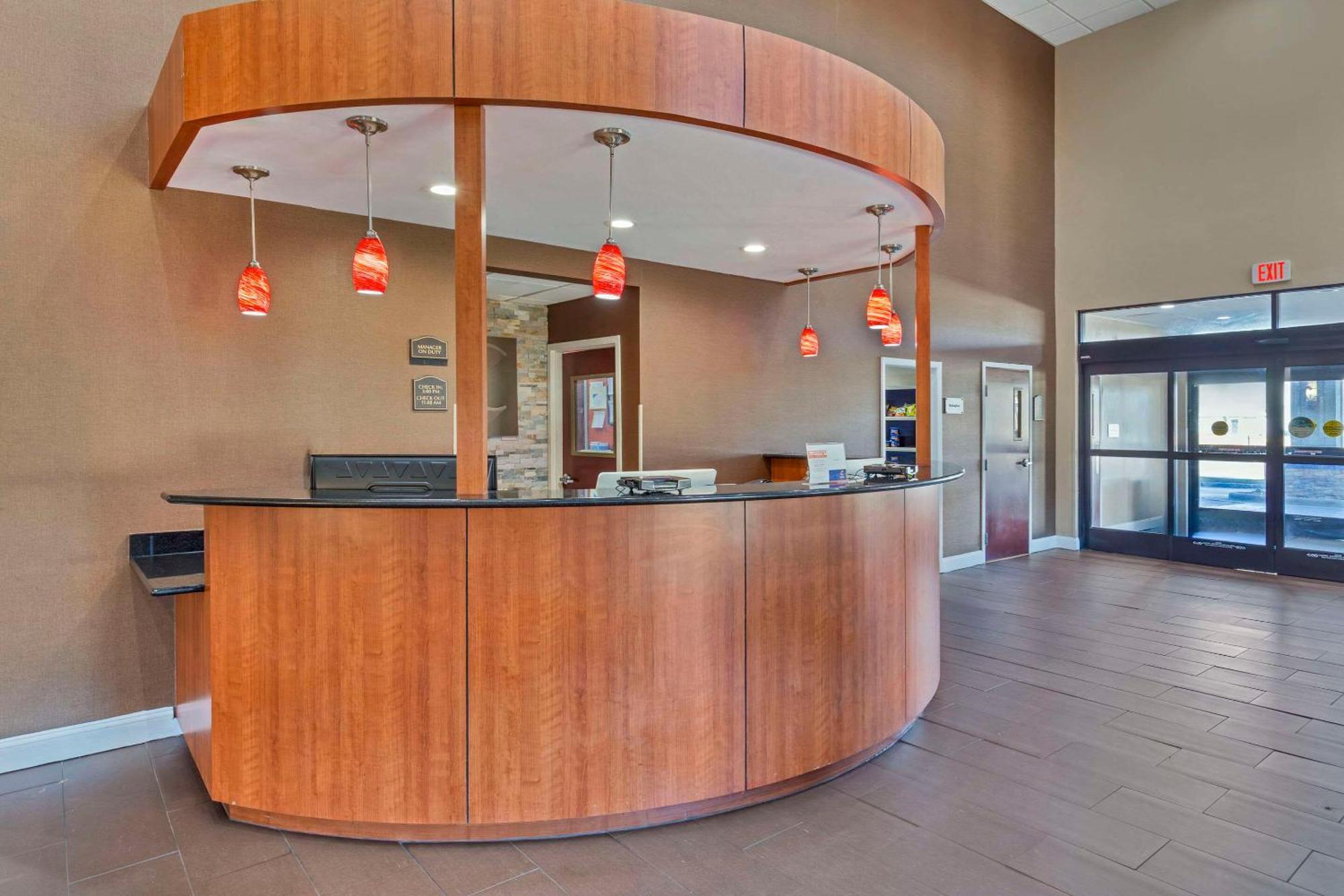 Comfort Suites Wilson - I - 95 Exteriér fotografie